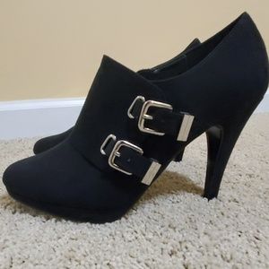 Kelly & Katie black booties